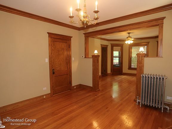 3rd image of 3816 N Oakley Avenue # Fl 2nd