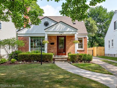10482 Hart Ave, Huntington Woods, MI, 48070