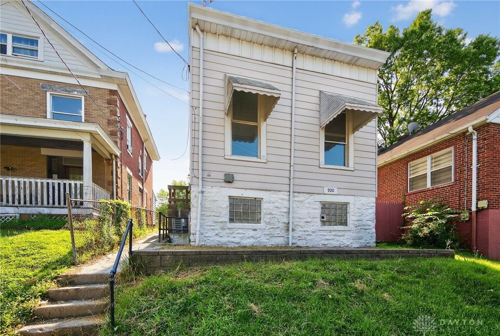 Real estate listing image