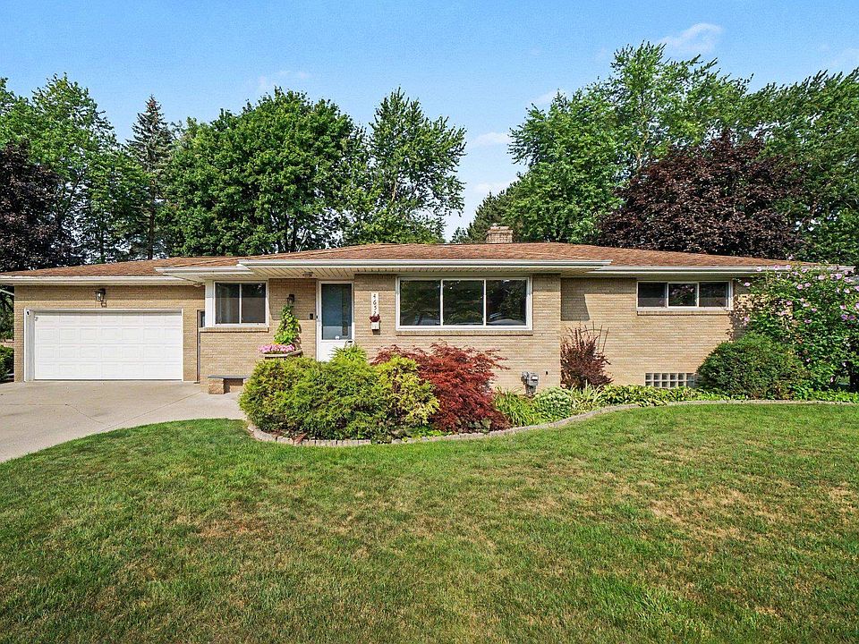 1st image of 4652 Beverly Ln