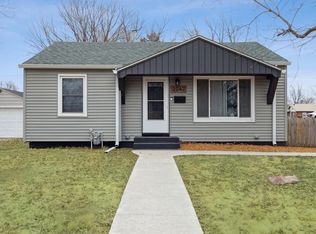 2047 32nd St, Rock Island, IL