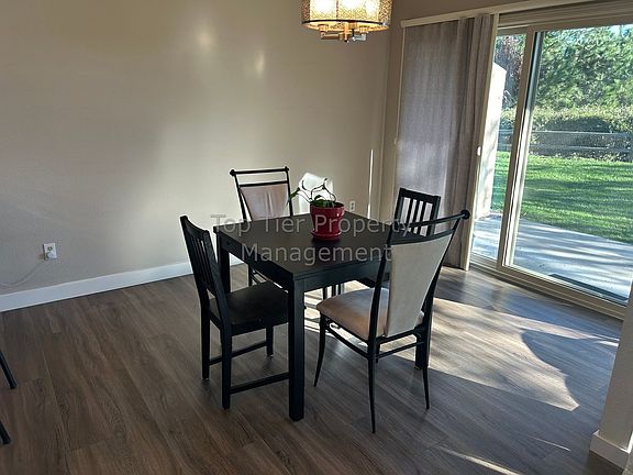 4th image of 4730 Birchwood Cir