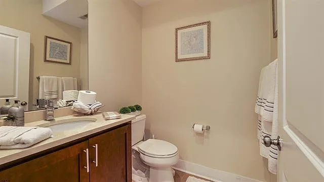 210 N Madison Ave #2 — Photo 14