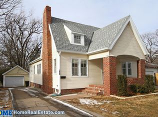821 S 33rd St, Lincoln, NE 68510