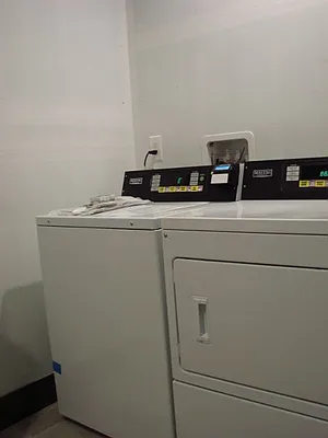 Rented by ABCO Commercial Properties, LLC | media 28