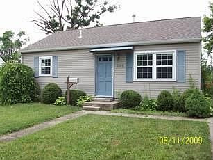 1st image of 308 E Circle Dr