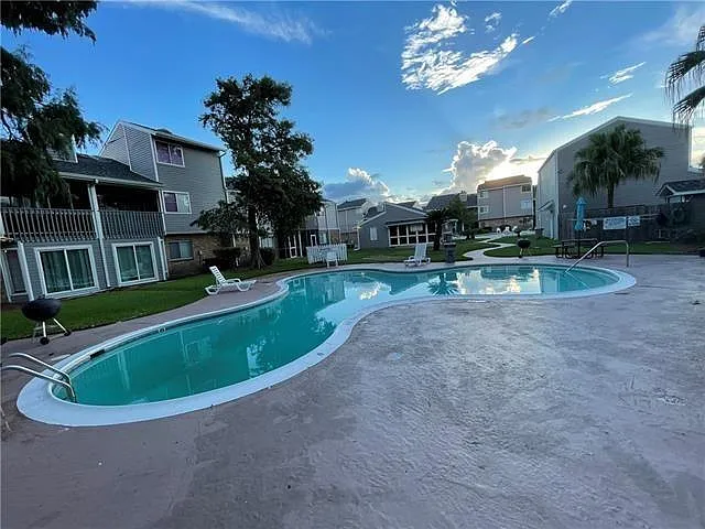 3 bed, 2.5 bath, 1500 sqft, $2,000 — Photo 3