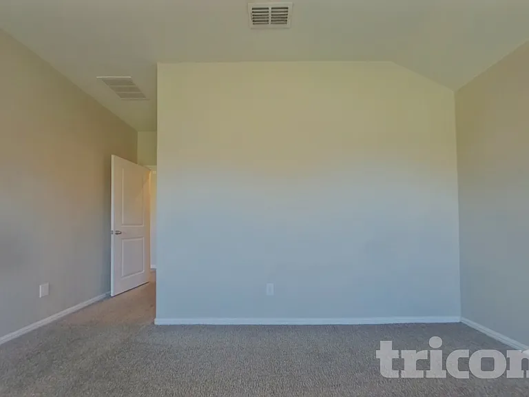 9216 Castorian Dr — Photo 8