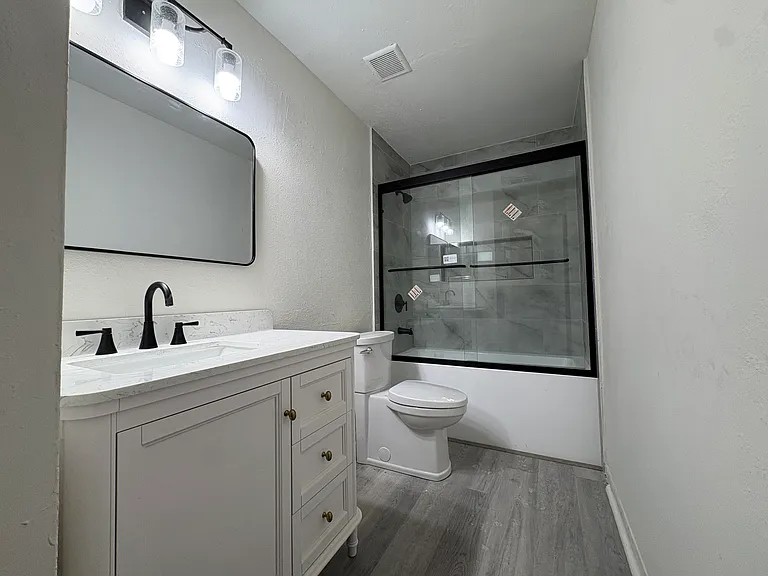 5311 Green Hazel Ct — Photo 9