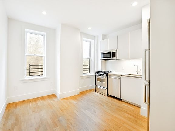 3rd image of 1153 President St APT 4E