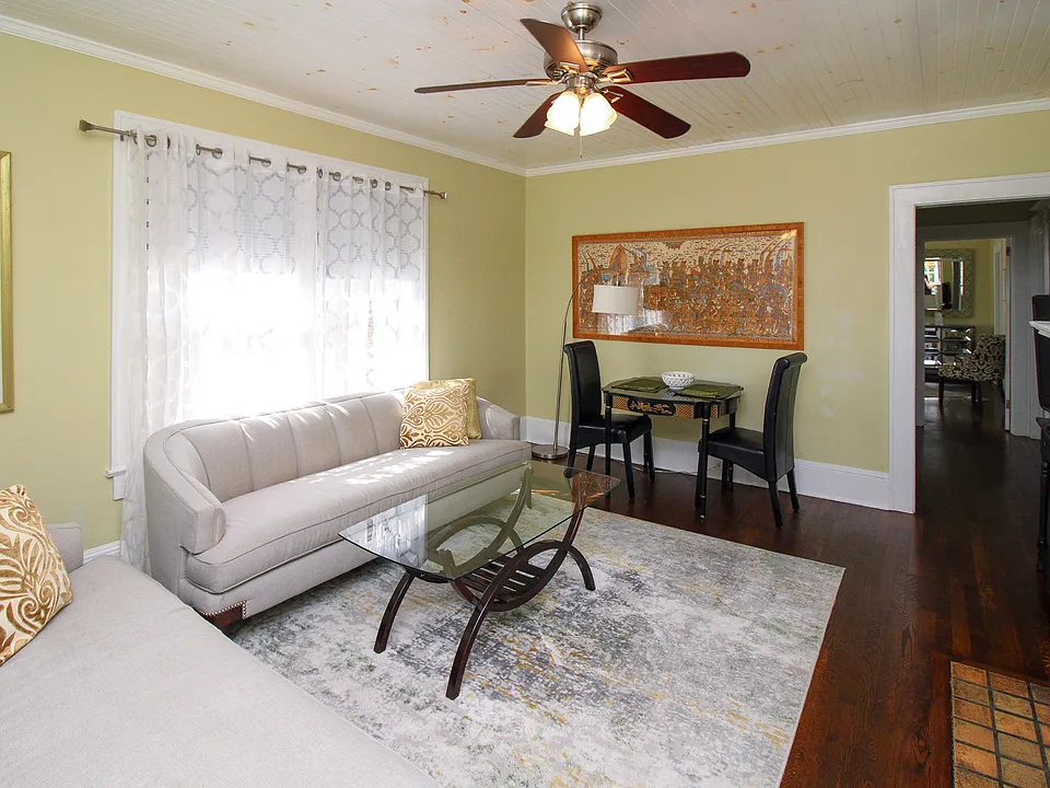 161 Edgewood Rd #2
