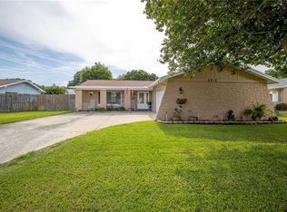 8912 117th St, Seminole, FL 33772