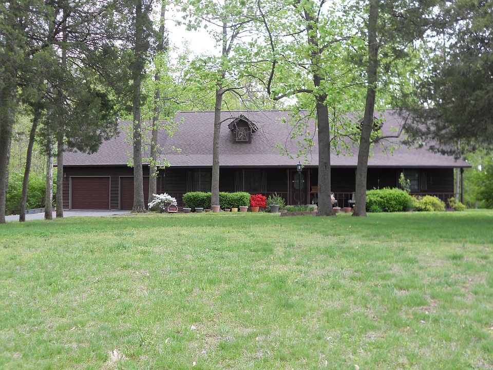 1st image of 499 Winters Ln