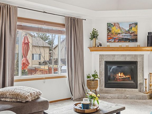 5th image of 1533 Painted Desert Ct