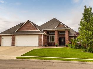 1906 Lake Ridge Dr, Kaysville, UT 84037