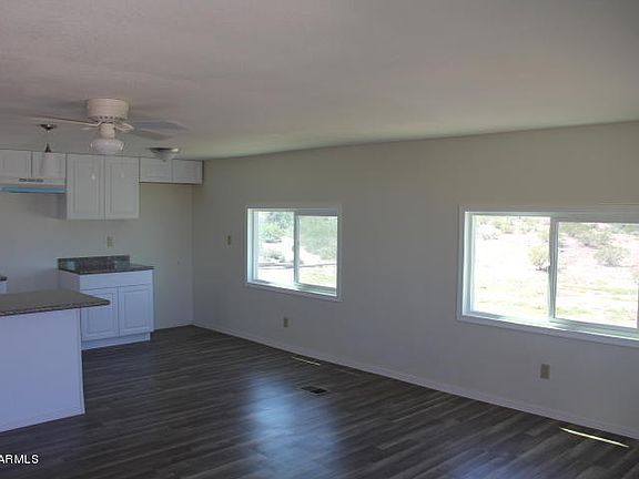 3rd image of 51215 W Wildcat Ln