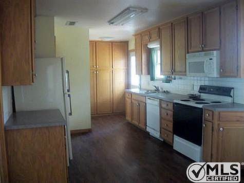 4th image of 618 E North 18th St