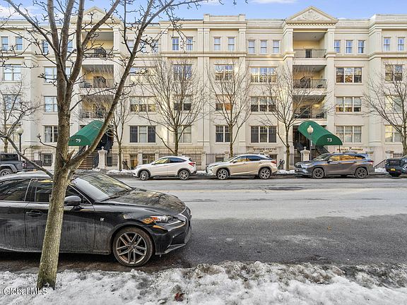 2nd image of 73 Railroad Pl APT 304