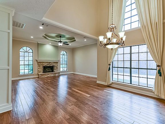 Formal Dining/Family room
