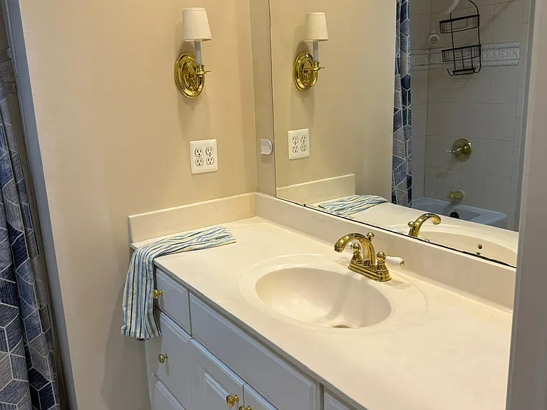 10225 Tamarack Dr — Photo 26