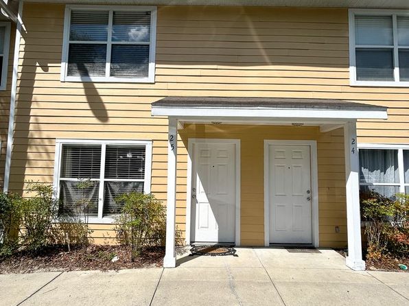 2636 SW 35th Pl UNIT 25