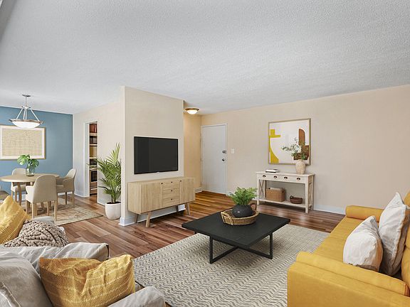 4th image of 8518 16th St #8504-407