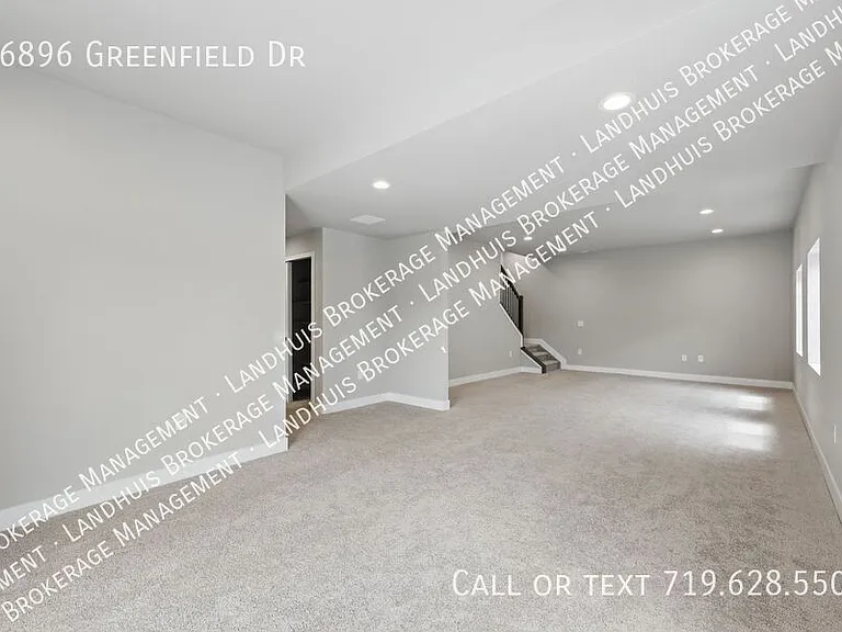 16896 Greenfield Dr — Photo 25