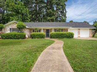 1613 Ferndale St, Longview, TX 75604