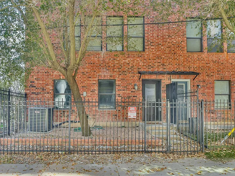 2422 Navigation Blvd #A — Photo 31
