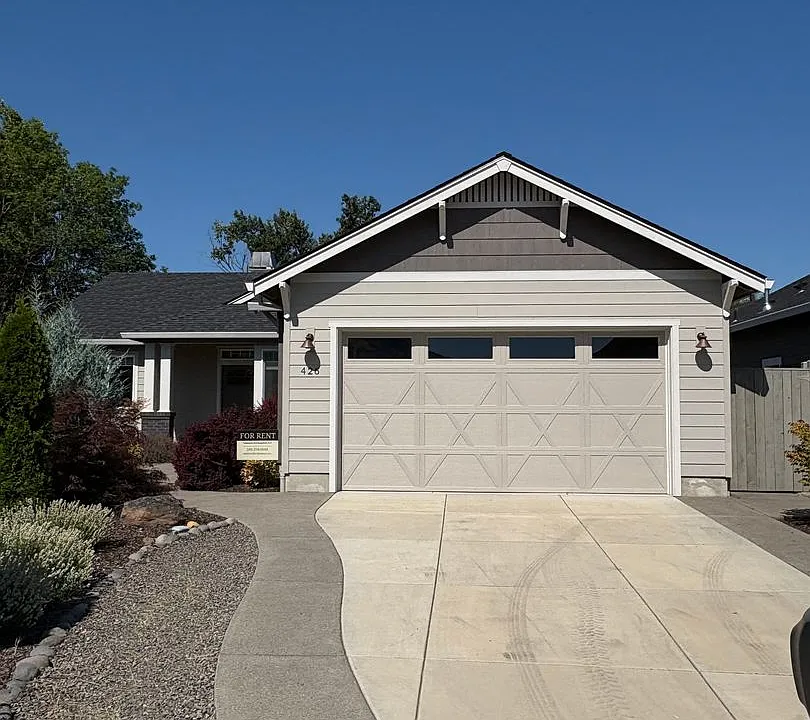 426 Frontier Ct