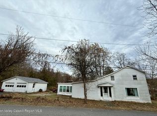 8 E Church Rd, Saugerties, NY 12477