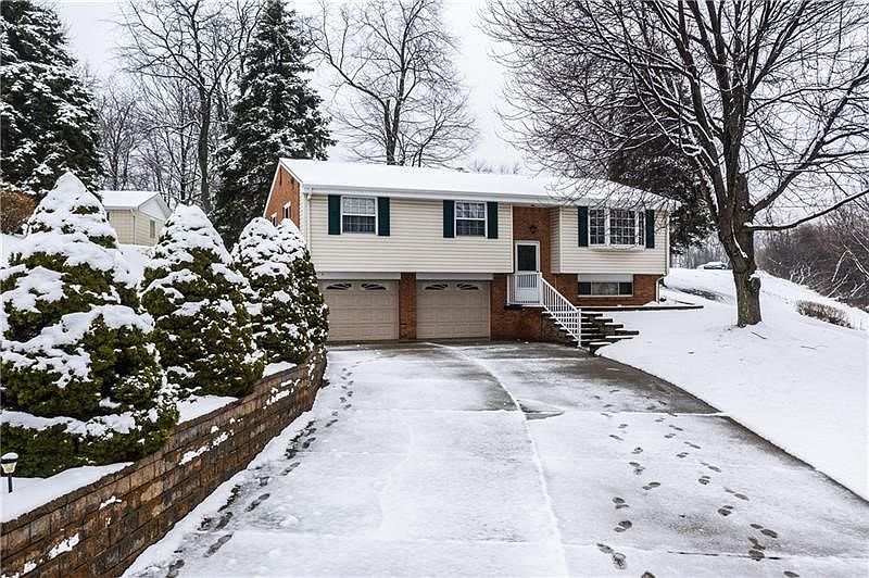 This 3 bedroom 2 1/2 bath home nestled on 1 acre has it all! Extra wide and long concrete driveway great for guest parking.