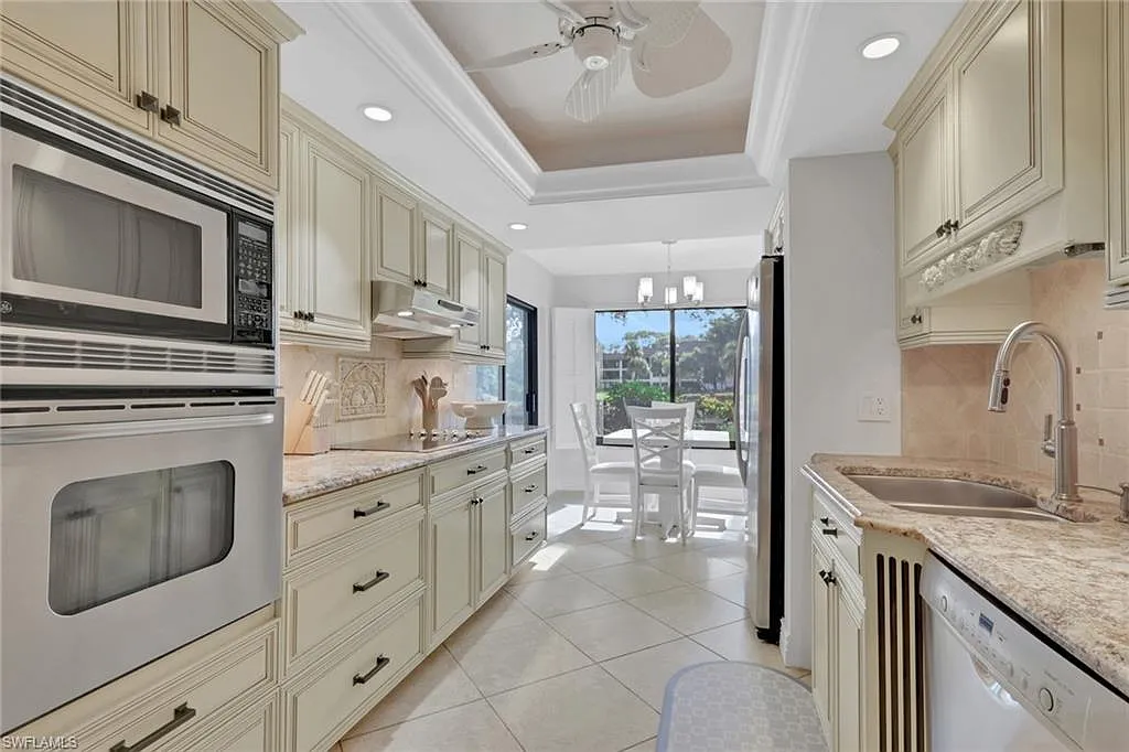 5964 Pelican Bay Blvd — Photo 1