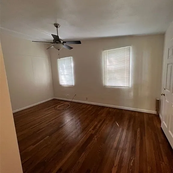 172 Hart Ave — Photo 16