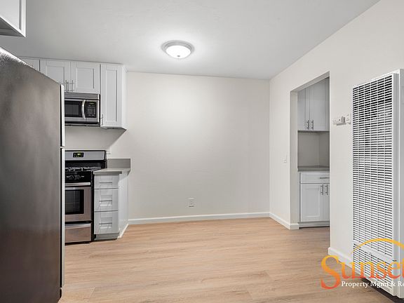 3rd image of 4519 Campus Ave APT 3