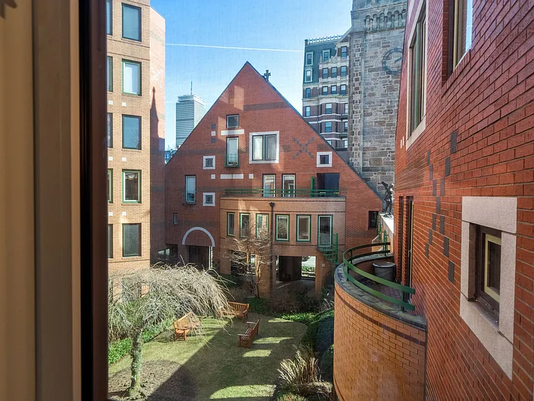 492 Beacon St #36 — Photo 38