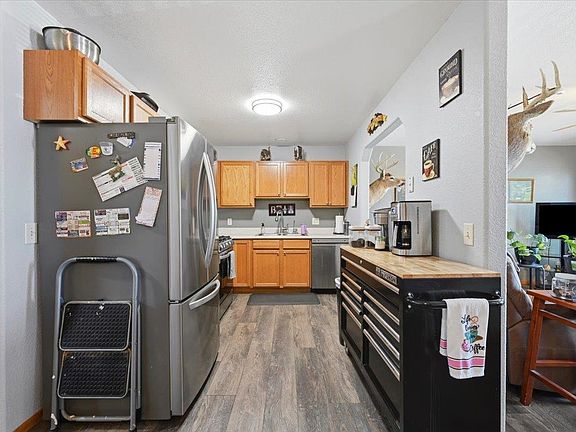 2nd image of 322 Summit St