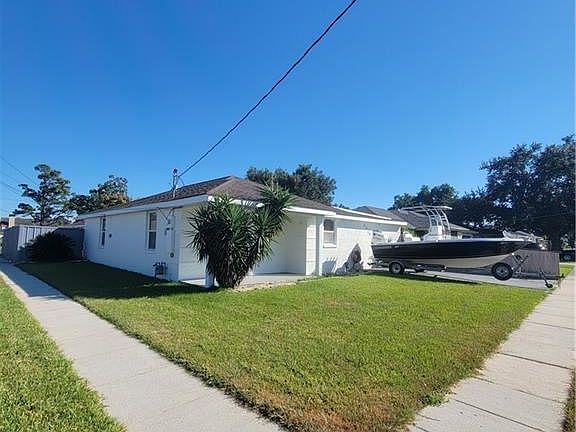 2nd image of 3021 Tournefort St
