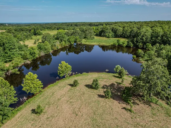 000 Klondike Road, Niangua, MO 65713