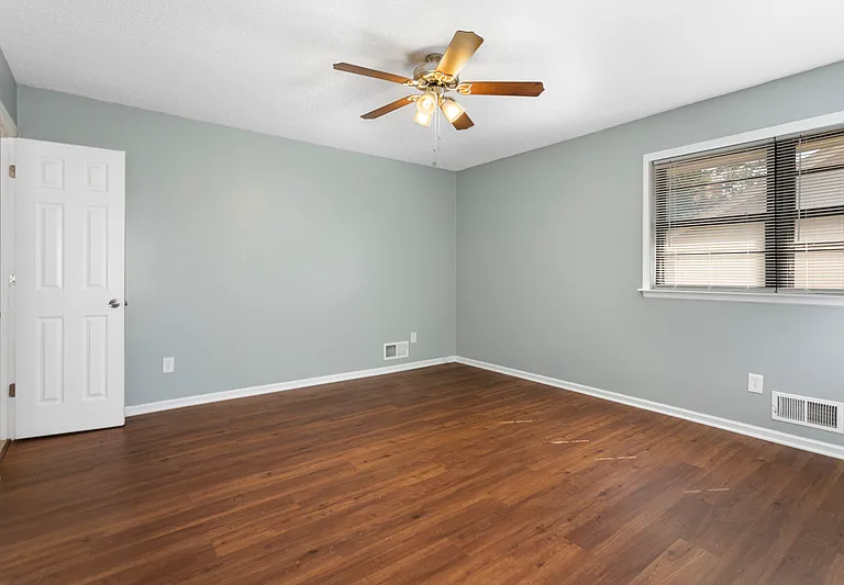 3513 NE Stanton St — Photo 18