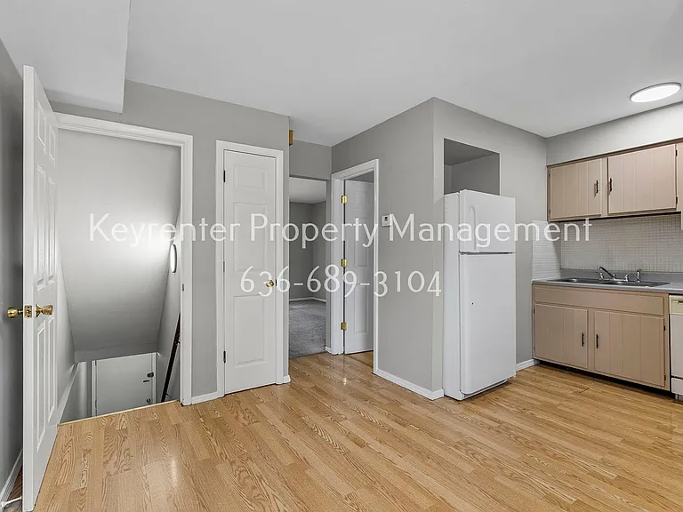 3313 Droste Rd — Photo 7