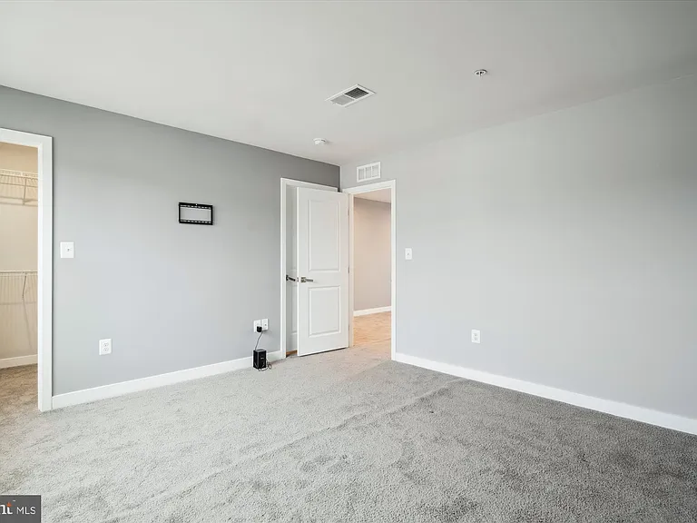 2824 Lewis Ave — Photo 21