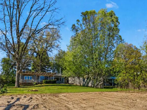 13615 Sunset Shores Dr, Cedar Springs, MI 49319