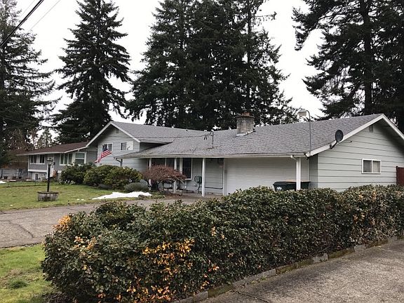 2nd image of 1322 Neil St NE