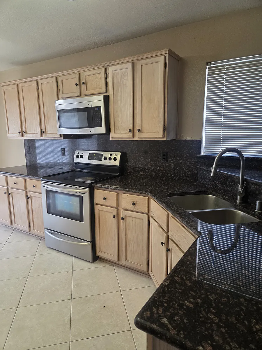 Building Photo - 3721 Ballet Ct
