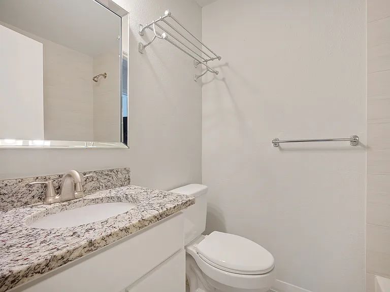 Guest bath.