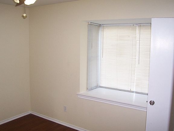 5th image of 1614 Nantucket Dr