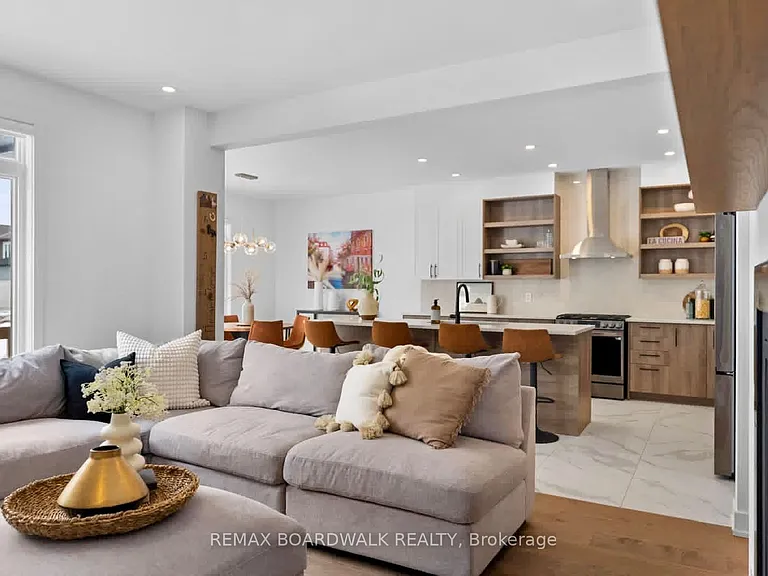 52 Big Dipper St — Photo 12