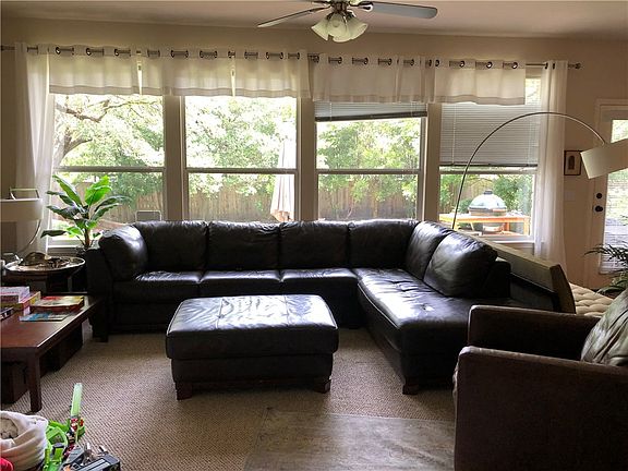 2nd image of 3601 Bayton Dr