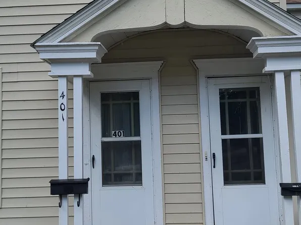 401 Clark St #1, Charles City, IA 50616
